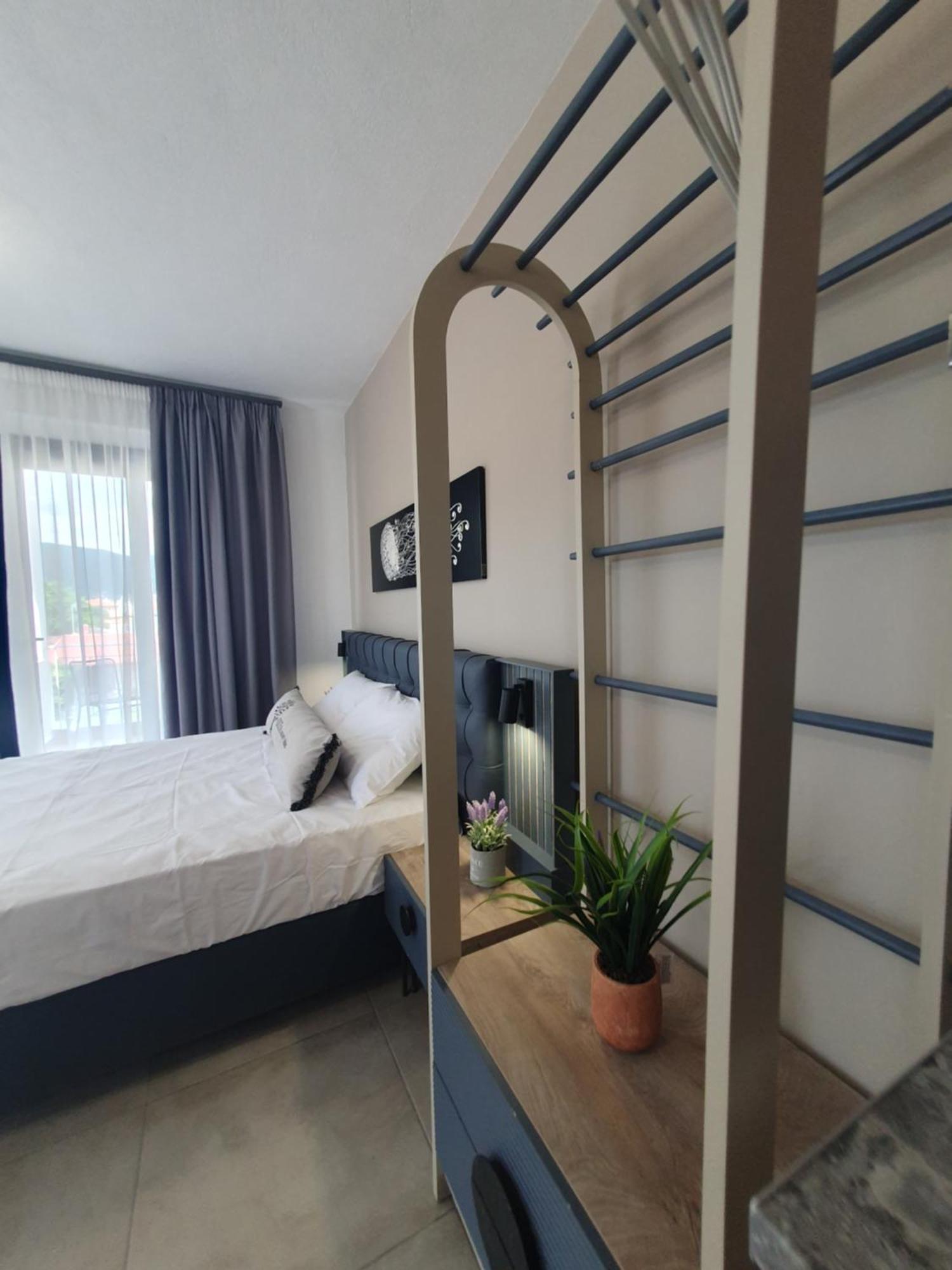 Olea Luxury Suites Asproválta Luaran gambar