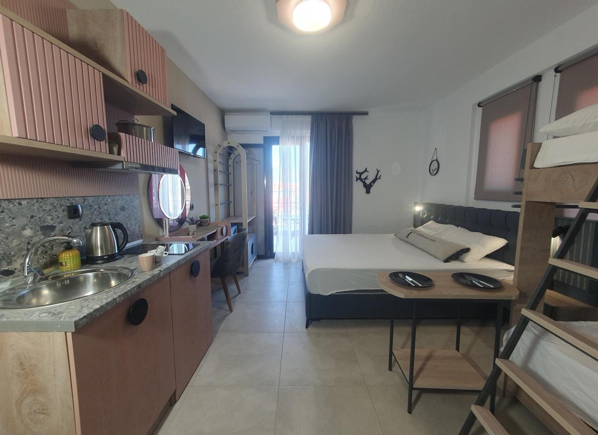 Olea Luxury Suites Asproválta Luaran gambar